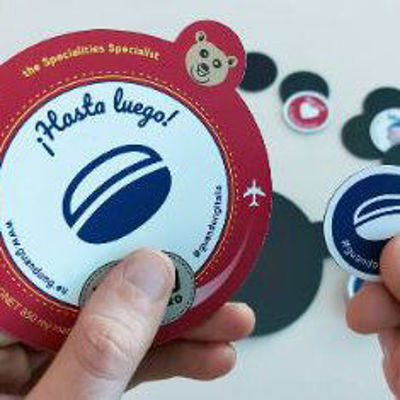 Slika Guandong  rjav samolepilni magnet